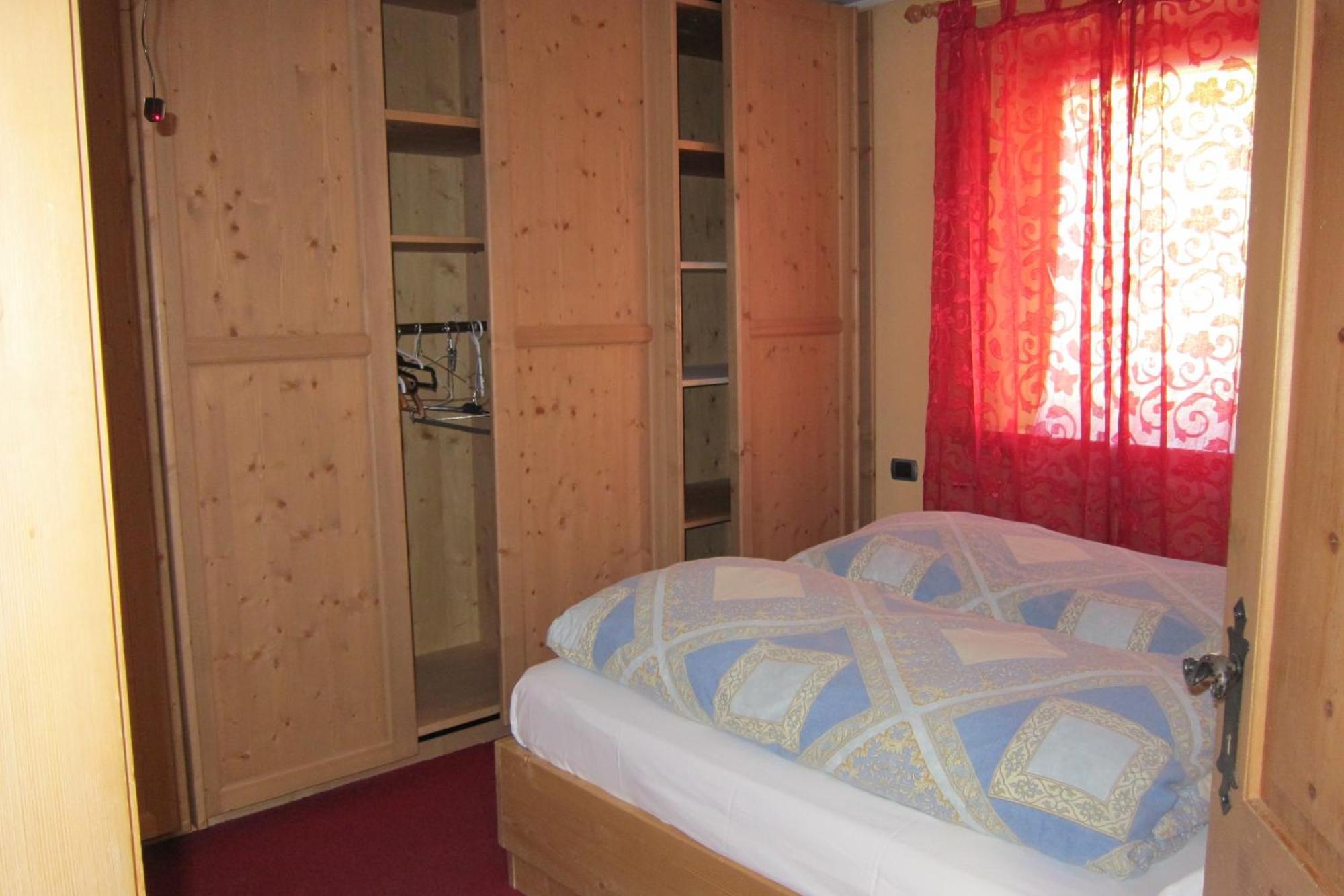 Chalet Del Sole per gruppi Livigno Esterno foto