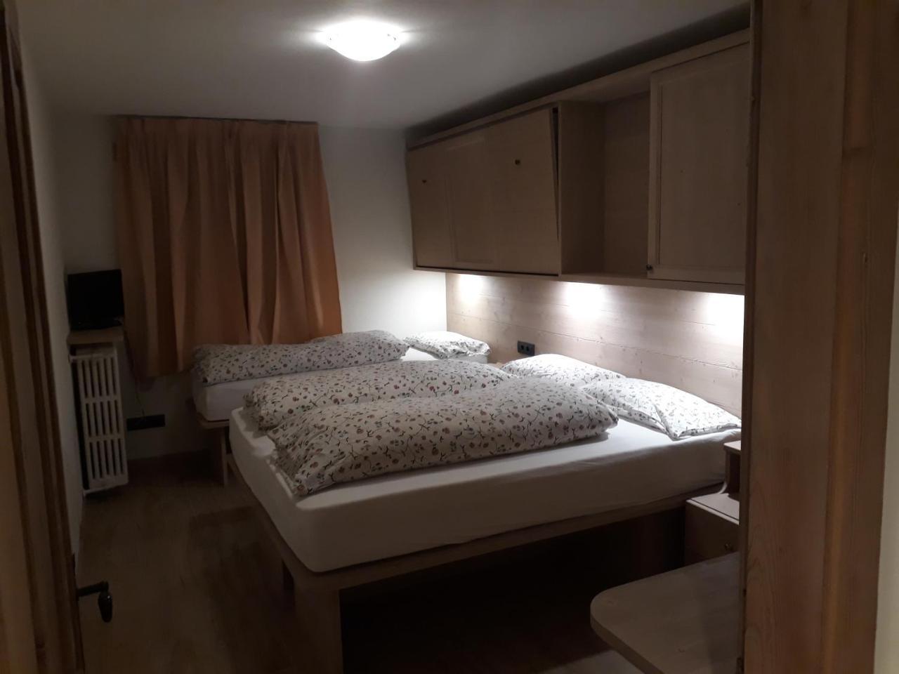Chalet Del Sole per gruppi Livigno Esterno foto